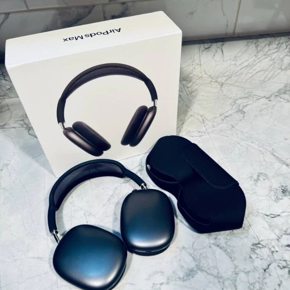 Apple Other - Apple AirPods Max - Midnight Black